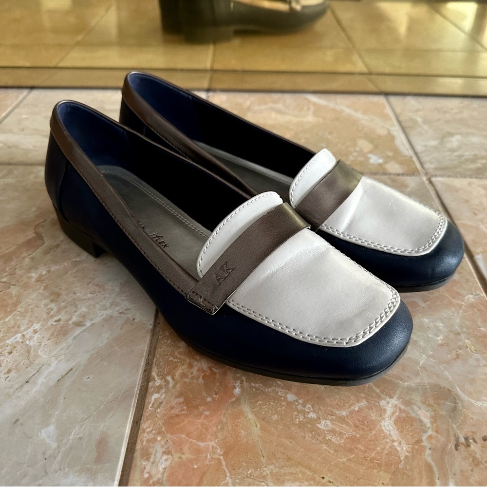Anne Klein Colorblock Loafer 8.5